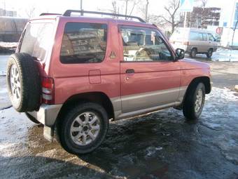 1996 Mitsubishi Pajero Mini Images