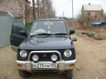 1996 Mitsubishi Pajero Mini Pics