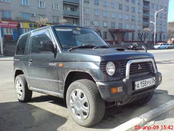 1996 Mitsubishi Pajero Mini Pictures