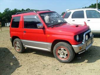 1996 Mitsubishi Pajero Mini Pics