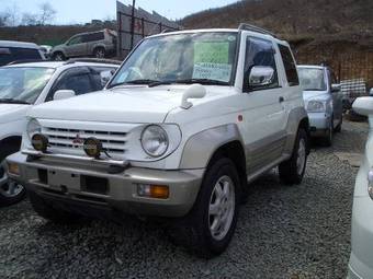 Pajero Mini