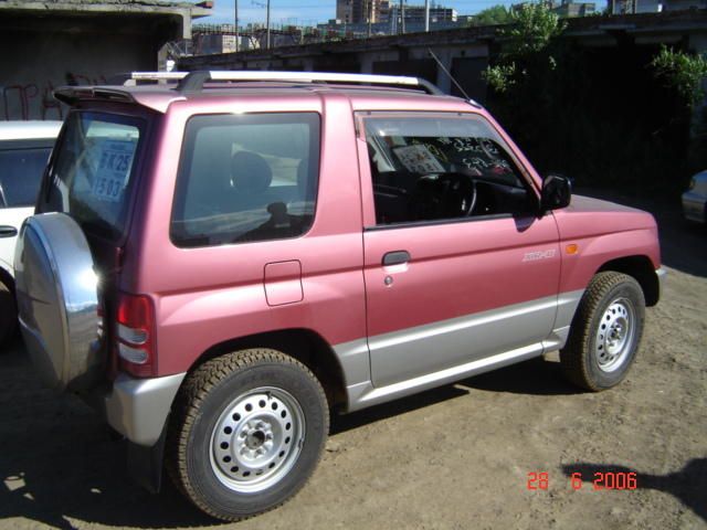 1997 Mitsubishi Pajero Mini