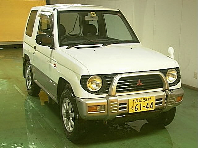 1997 Mitsubishi Pajero Mini Pictures