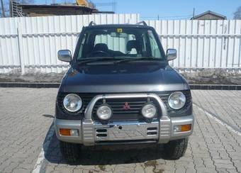 1997 Mitsubishi Pajero Mini Photos