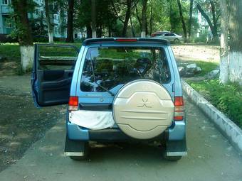 1997 Mitsubishi Pajero Mini Photos