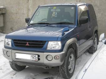 1998 Mitsubishi Pajero Mini Pictures