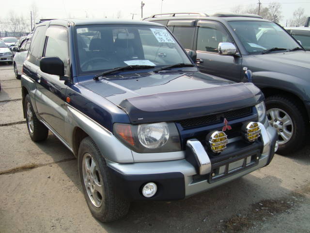 Mitsubishi pajero mini фото