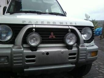 1998 Mitsubishi Pajero Mini Pictures