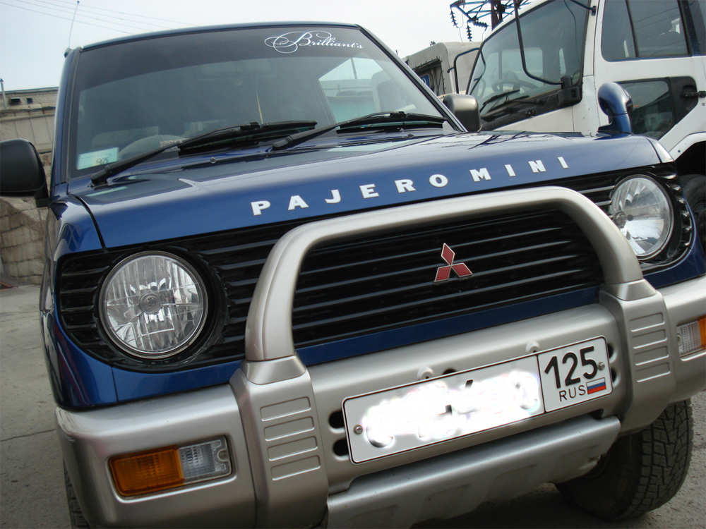 1998 Mitsubishi Pajero Mini
