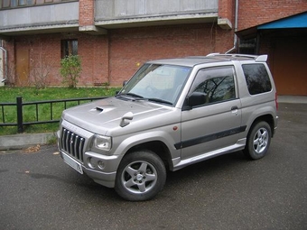 1999 Mitsubishi Pajero Mini