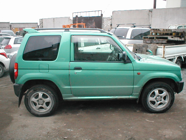 1999 Mitsubishi Pajero Mini