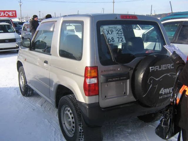 1999 Mitsubishi Pajero Mini