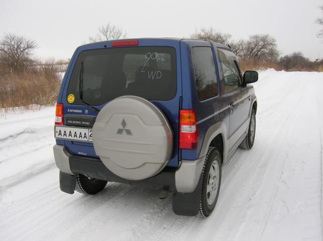 1999 Mitsubishi Pajero Mini