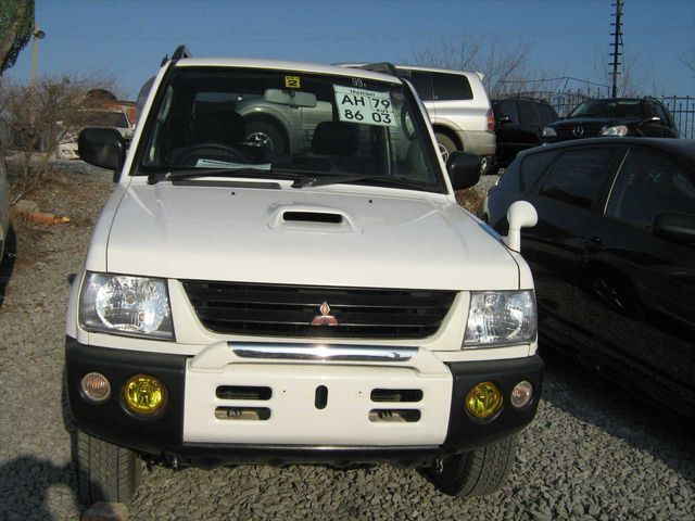 1999 Mitsubishi Pajero Mini