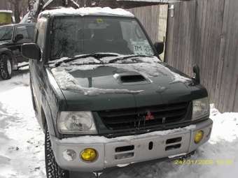1999 Mitsubishi Pajero Mini Images