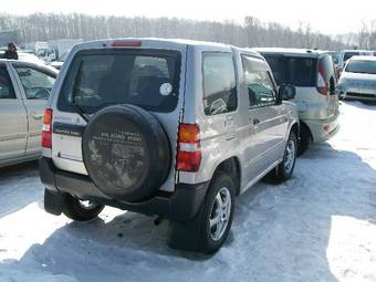 1999 Mitsubishi Pajero Mini Photos