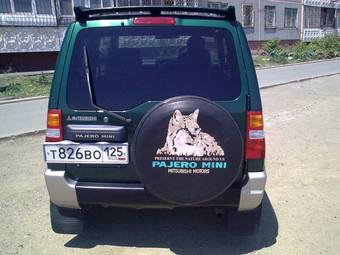 1999 Mitsubishi Pajero Mini Pics