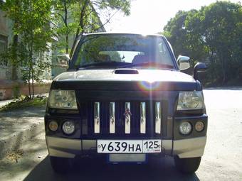 1999 Mitsubishi Pajero Mini Photos