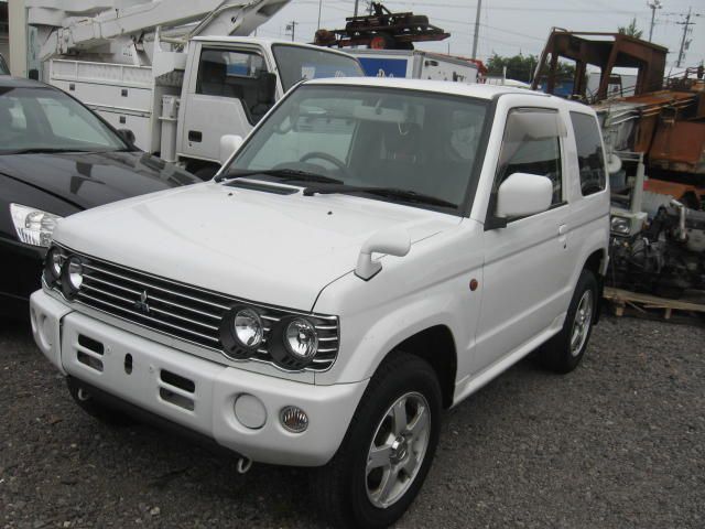 2001 Mitsubishi Pajero Mini