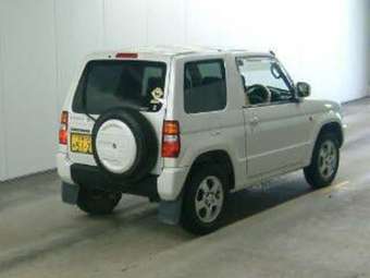 2001 Mitsubishi Pajero Mini Pics