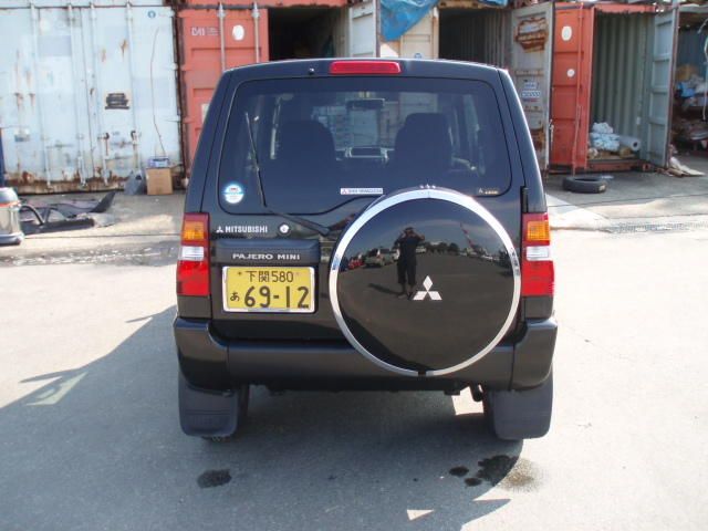 2002 Mitsubishi Pajero Mini