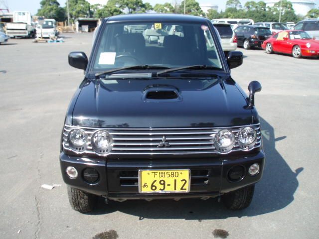 2002 Mitsubishi Pajero Mini