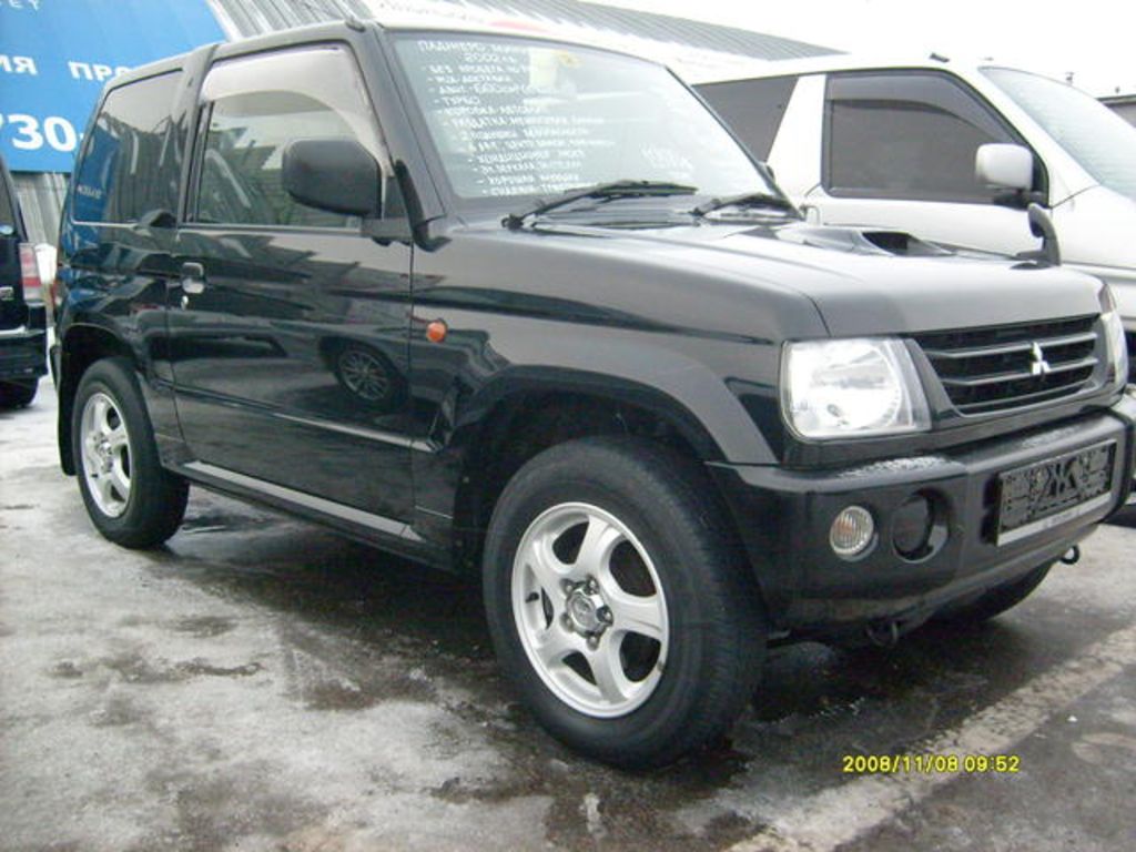 2002 Mitsubishi Pajero Mini