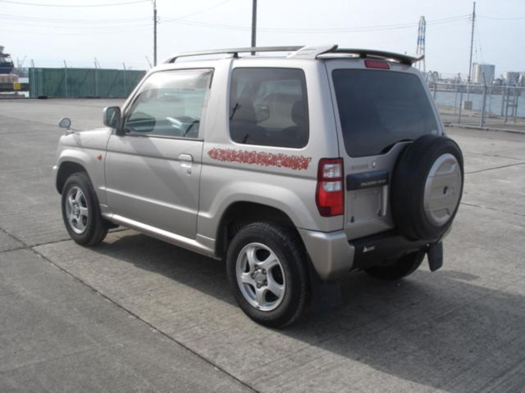 2002 Mitsubishi Pajero Mini