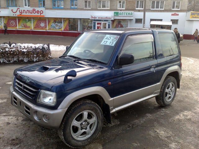 2002 Mitsubishi Pajero Mini