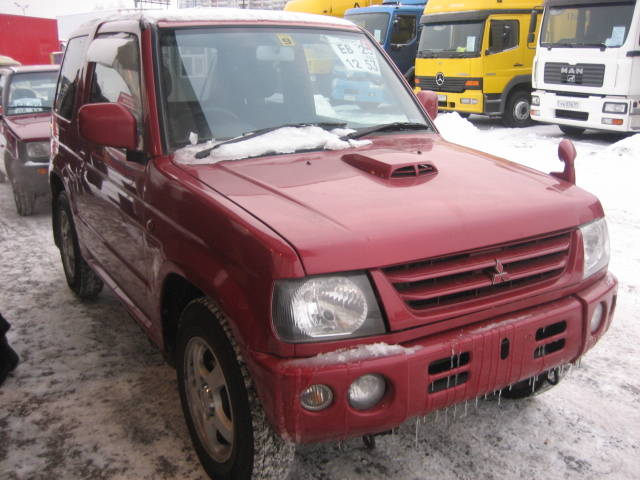 2002 Mitsubishi Pajero Mini