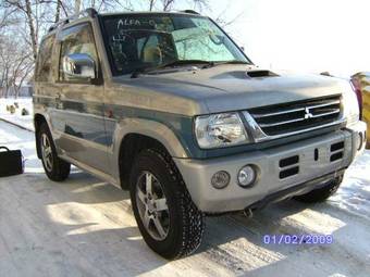 2002 Mitsubishi Pajero Mini