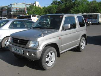 2002 Mitsubishi Pajero Mini