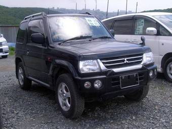 2003 Mitsubishi Pajero Mini Pictures