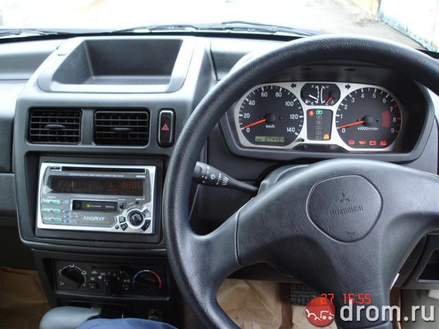 2004 Mitsubishi Pajero Mini