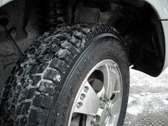 2004 Mitsubishi Pajero Mini Pictures