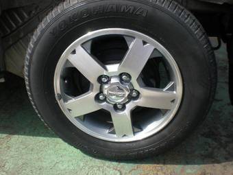 2004 Mitsubishi Pajero Mini Pictures