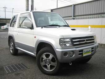 2007 Mitsubishi Pajero Mini Images