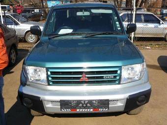 1998 Mitsubishi Pajero Pinin Pictures