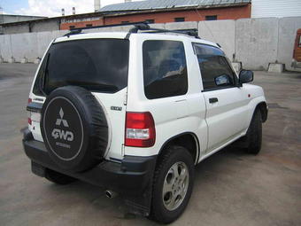 1999 Mitsubishi Pajero Pinin Pictures