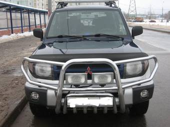 1999 Mitsubishi Pajero Pinin Pics