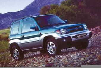 1999 Mitsubishi Pajero Pinin Photos