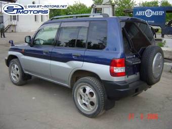 2000 Mitsubishi Pajero Pinin Pics