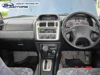 2000 Mitsubishi Pajero Pinin Pictures