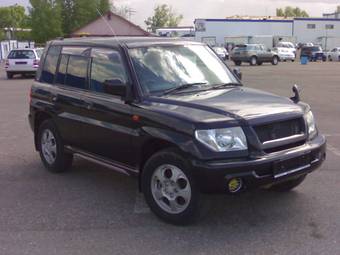 2000 Mitsubishi Pajero Pinin Pics