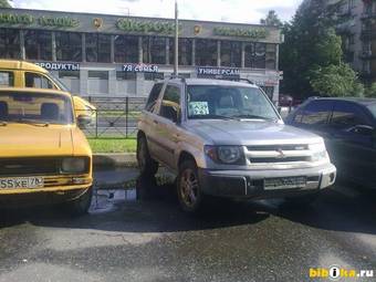 2000 Mitsubishi Pajero Pinin Pictures