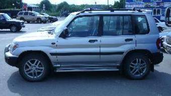 2001 Mitsubishi Pajero Pinin Pictures