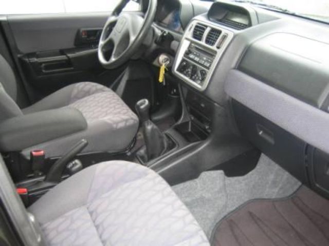 2002 Mitsubishi Pajero Pinin