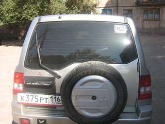 2003 Mitsubishi Pajero Pinin Images