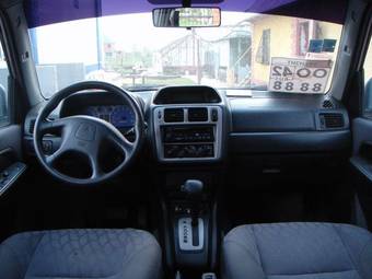 2003 Mitsubishi Pajero Pinin Pictures