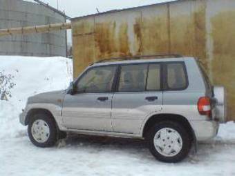 2003 Mitsubishi Pajero Pinin Images